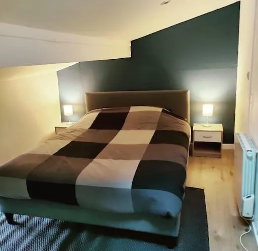 Triplex Centre-logement Entier Hébergement de vacances Pamiers