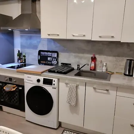 Triplex Centre-logement Entier * 파미에